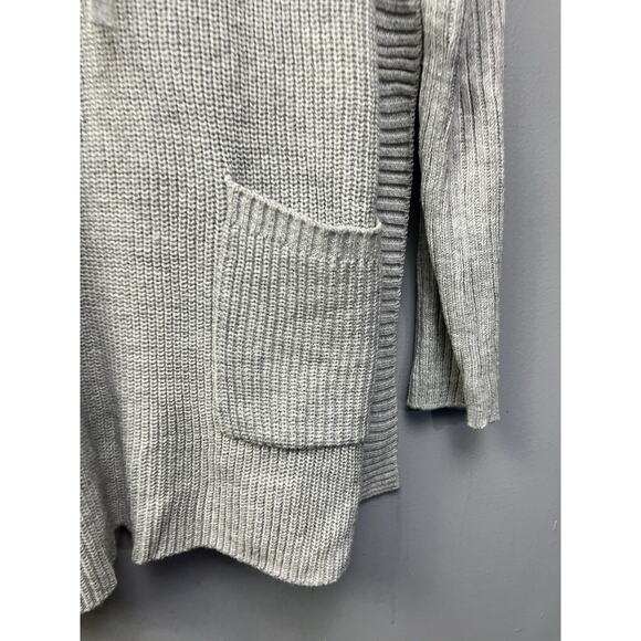 Jones NY Hooded Sweater Womens Medium Pockets Gray ruffle sleeves Chunky - Picture 6 of 6